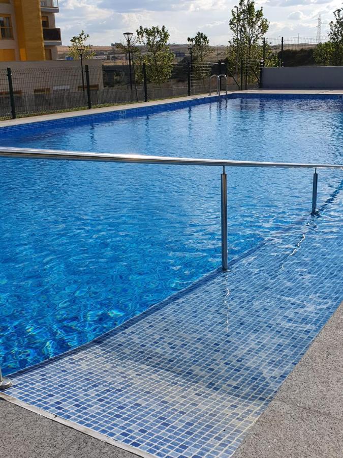 Apartamento Nuevo, Accesible Y Con Piscina !!! Apartment Salamanca Exterior foto